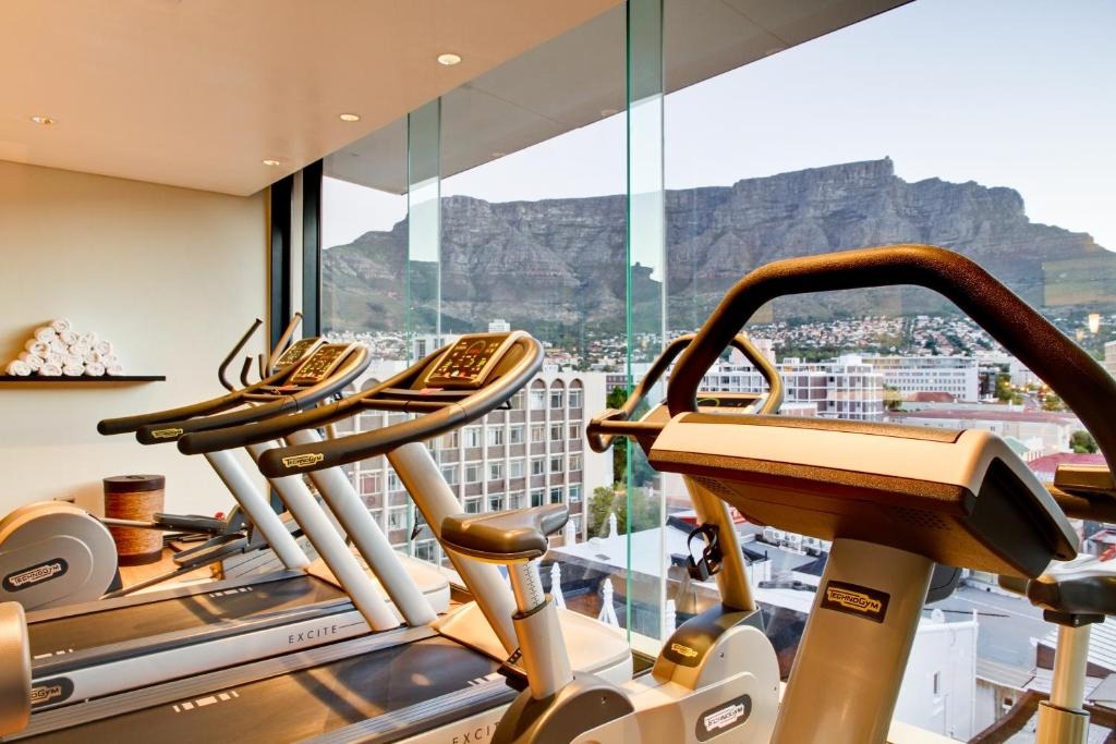 هتل پیپر کلاب هتل کیپ تاون